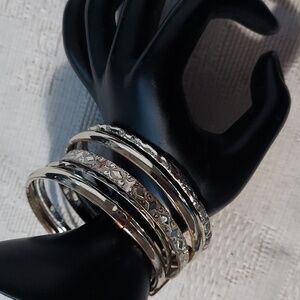 5 Pc Assorted Vintage Silver Assorted attached Bangle Bracelet Set